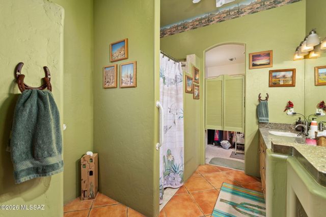 2040 S Doubletree Lane, Tucson, AZ 85713