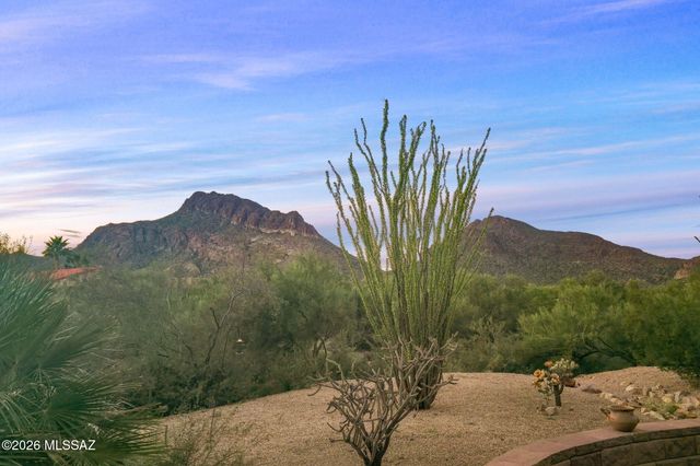 2040 S Doubletree Lane, Tucson, AZ 85713
