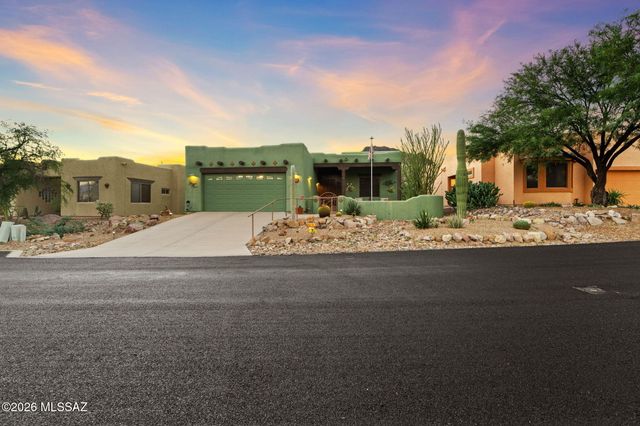2040 S Doubletree Lane, Tucson, AZ 85713
