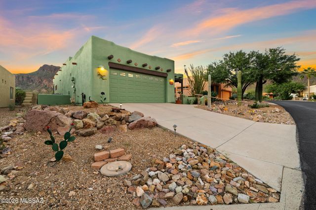 2040 S Doubletree Lane, Tucson, AZ 85713