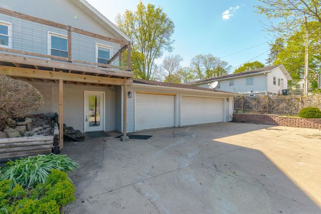 1703 Baltimore Street, Waterloo, IA 50702