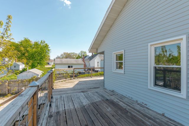 1703 Baltimore Street, Waterloo, IA 50702