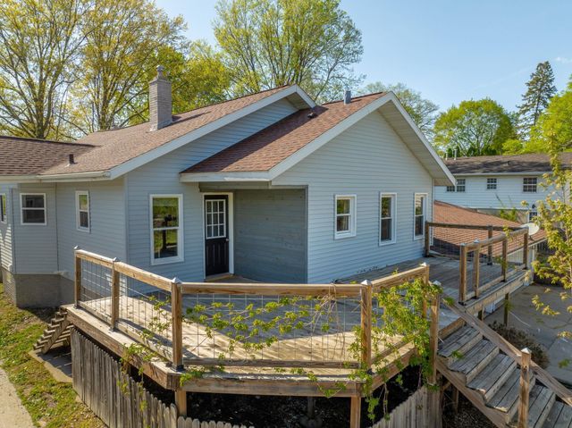 1703 Baltimore Street, Waterloo, IA 50702