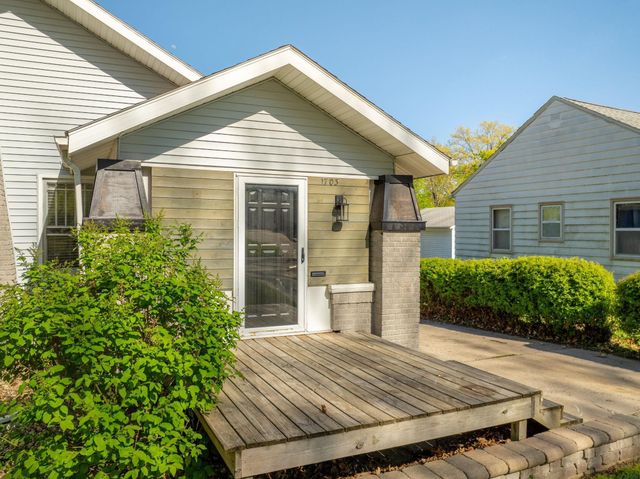 1703 Baltimore Street, Waterloo, IA 50702