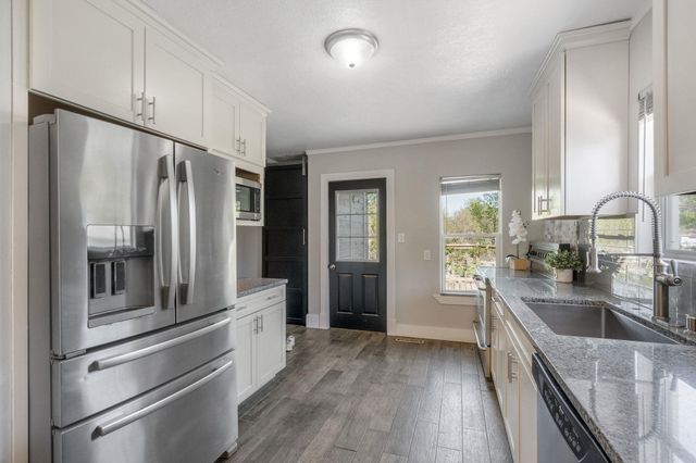1703 Baltimore Street, Waterloo, IA 50702