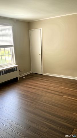 186 Louisiana Avenue D, Bridgeport, CT 06610