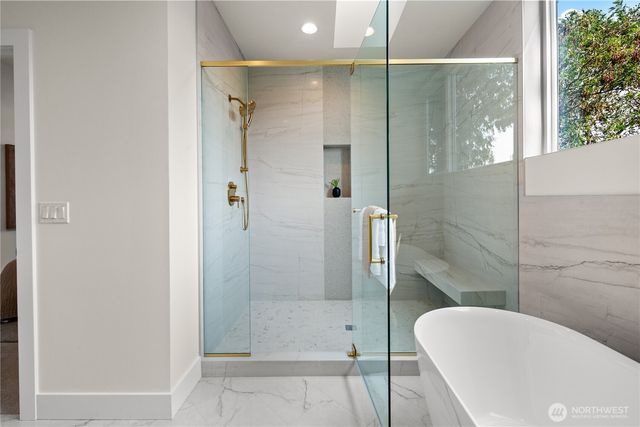 613 18th Avenue E, Seattle, WA 98112