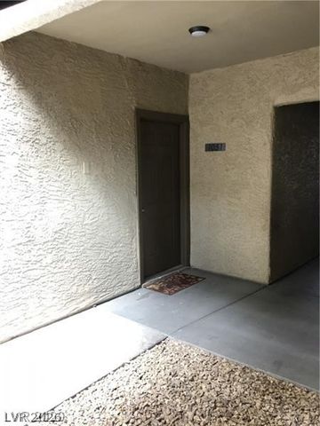 4200 VALLEY VIEW Boulevard 1051, Las Vegas, NV 89103