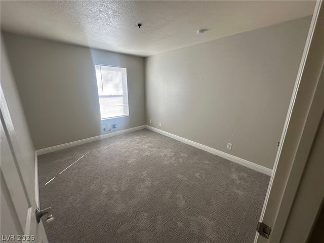 4200 VALLEY VIEW Boulevard 1051, Las Vegas, NV 89103
