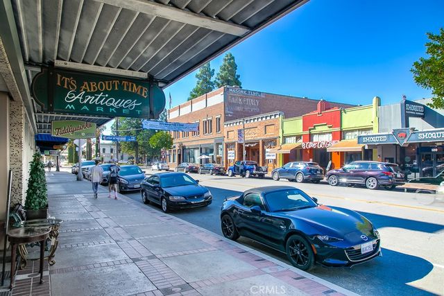 520 N Orange Street, Orange, CA 92867