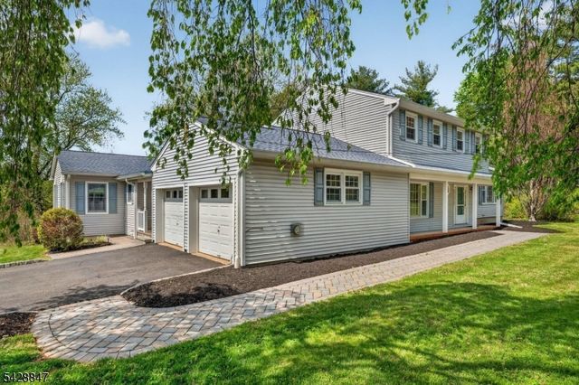 1393 Mallard Dr, Bridgewater Twp., NJ 08836
