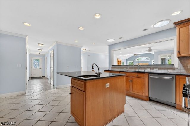 1393 Mallard Dr, Bridgewater Twp., NJ 08836