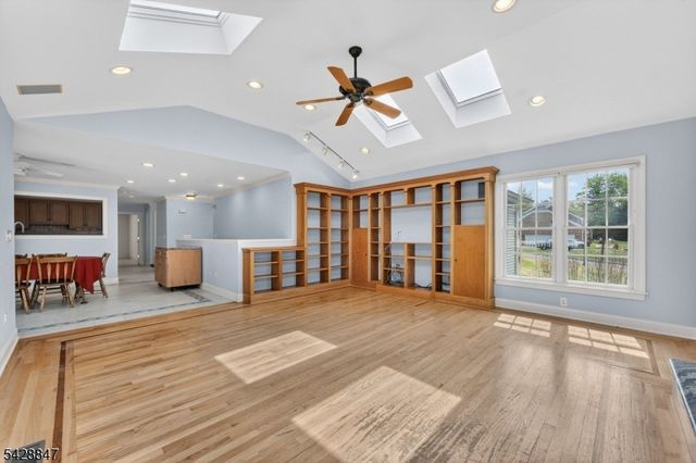 1393 Mallard Dr, Bridgewater Twp., NJ 08836