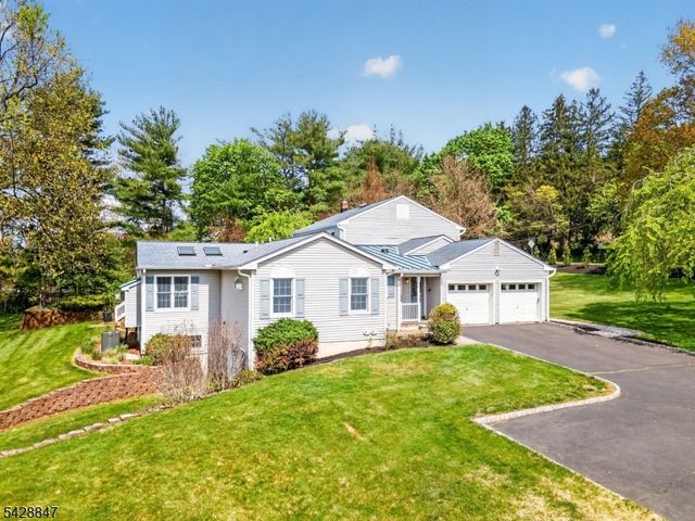 1393 Mallard Dr, Bridgewater Twp., NJ 08836