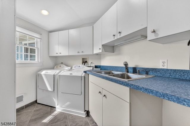 1393 Mallard Dr, Bridgewater Twp., NJ 08836