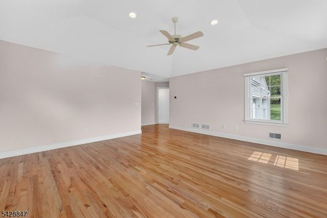 1393 Mallard Dr, Bridgewater Twp., NJ 08836