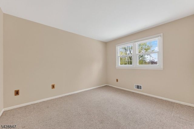 1393 Mallard Dr, Bridgewater Twp., NJ 08836