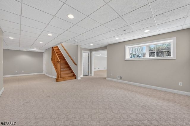 1393 Mallard Dr, Bridgewater Twp., NJ 08836