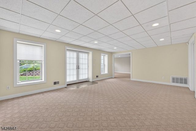 1393 Mallard Dr, Bridgewater Twp., NJ 08836