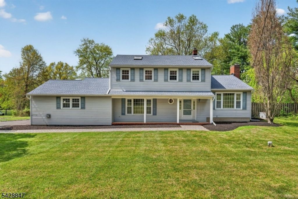 1393 Mallard Dr, Bridgewater Twp., NJ 08836