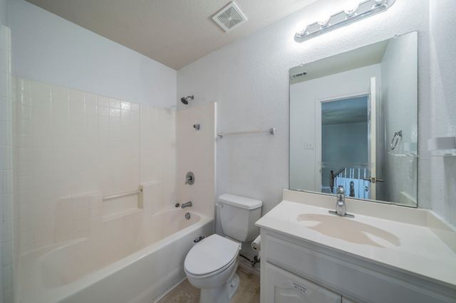 7042 Hedgebrook Drive, Dallas, TX 75249