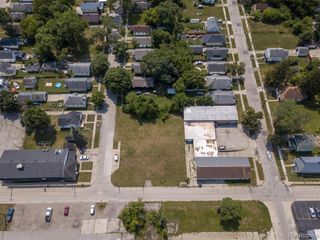 2201 S Niagara Street, Saginaw, MI 48602