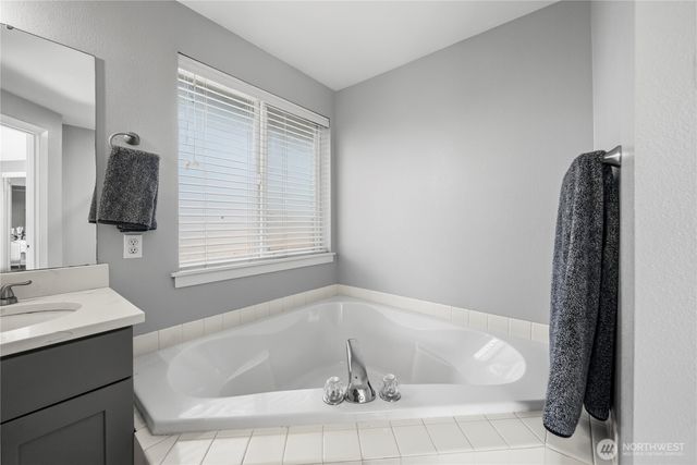 11003 184th Avenue E, Bonney Lake, WA 98391