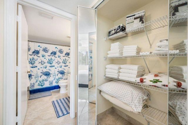 1100 Crestwood Court 1110, Royal Palm Beach, FL 33411