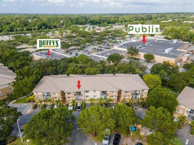 1100 Crestwood Court 1110, Royal Palm Beach, FL 33411