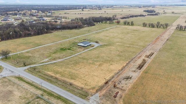 1450 W 520 Road, Pryor, OK 74361