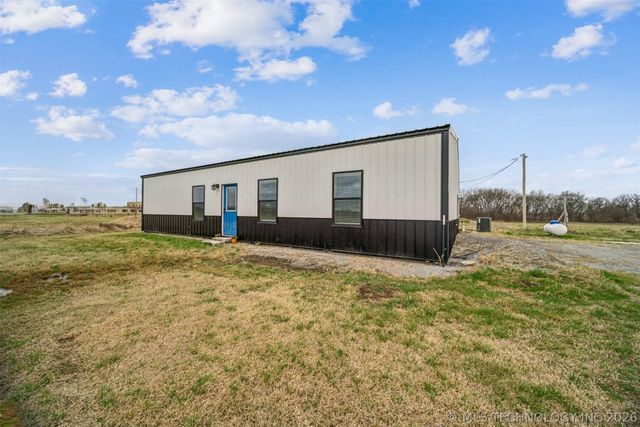 1450 W 520 Road, Pryor, OK 74361