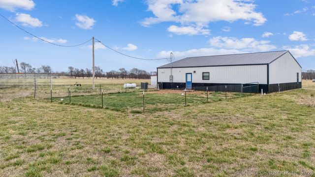 1450 W 520 Road, Pryor, OK 74361