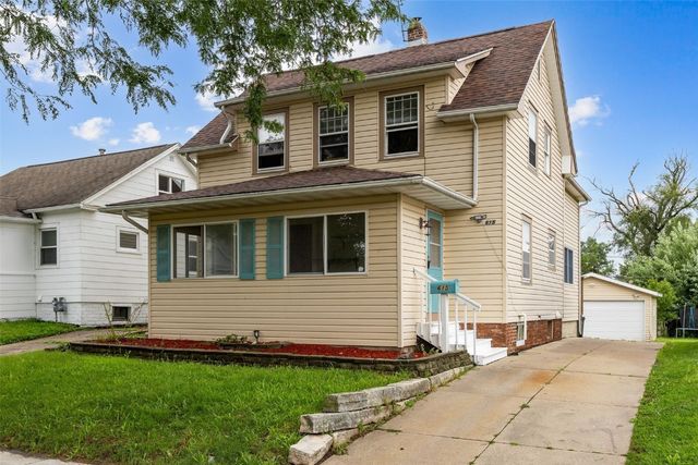 615 34th Street NE, Cedar Rapids, IA 52402