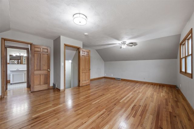 615 34th Street NE, Cedar Rapids, IA 52402