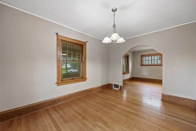 615 34th Street NE, Cedar Rapids, IA 52402