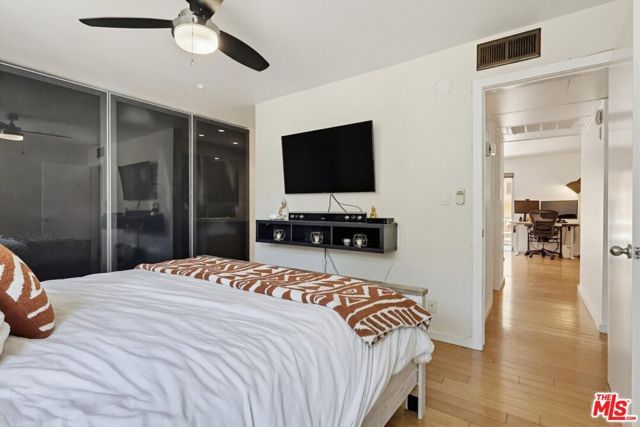 970 Palm Avenue 101, West Hollywood, CA 90069