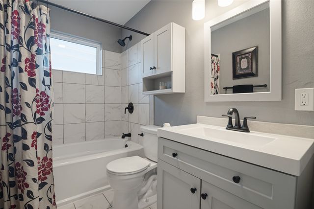1102 Woodland Way, Richardson, TX 75080