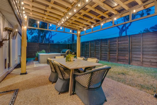 1102 Woodland Way, Richardson, TX 75080