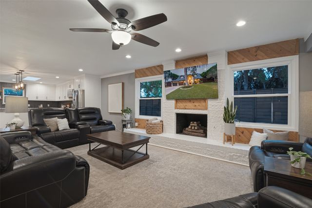 1102 Woodland Way, Richardson, TX 75080