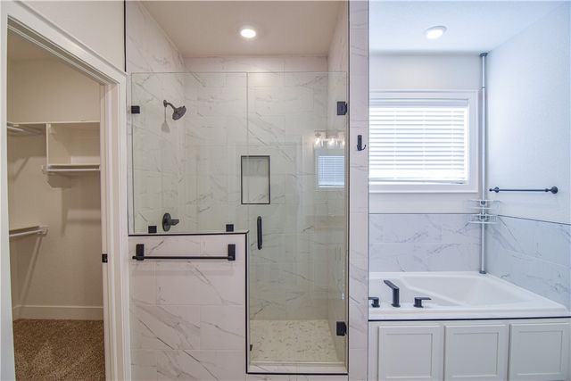 1608 S 23rd Place, Rogers, AR 72758