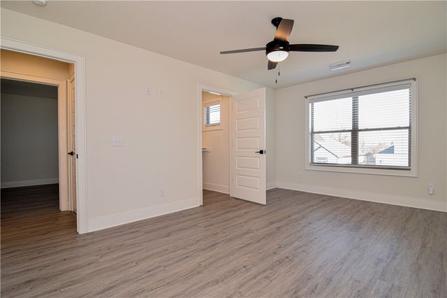 1608 S 23rd Place, Rogers, AR 72758