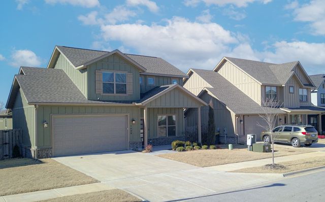 1608 S 23rd Place, Rogers, AR 72758