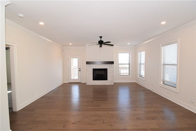 1608 S 23rd Place, Rogers, AR 72758