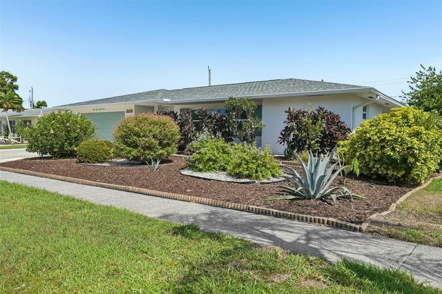 6735 KEYSTONE DRIVE, Sarasota, FL 34231