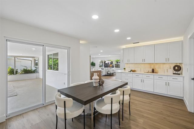 6735 KEYSTONE DRIVE, Sarasota, FL 34231