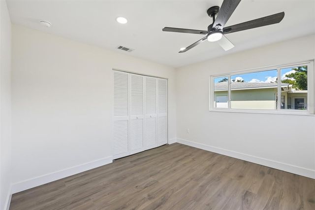 6735 KEYSTONE DRIVE, Sarasota, FL 34231