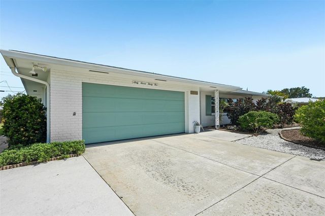6735 KEYSTONE DRIVE, Sarasota, FL 34231