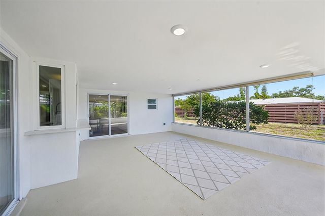 6735 KEYSTONE DRIVE, Sarasota, FL 34231
