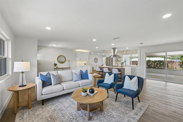6735 KEYSTONE DRIVE, Sarasota, FL 34231