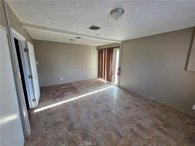 44108 Gadsden Avenue, Lancaster, CA 93534